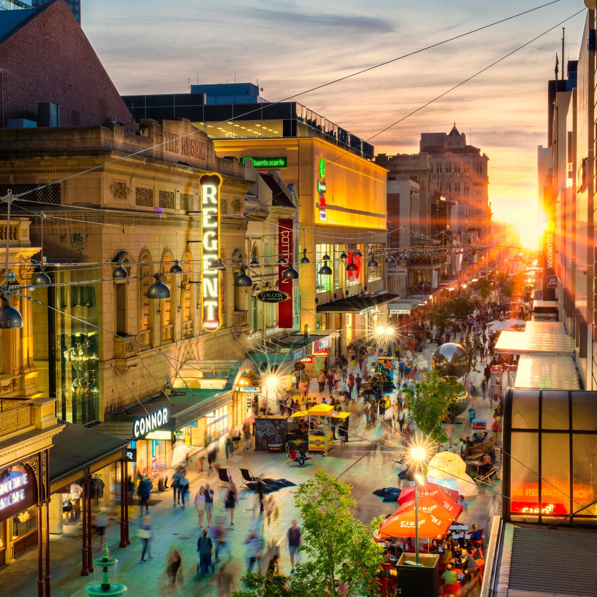 Rundle Mall, Adelaide, SA © South Australian Tourism Commission