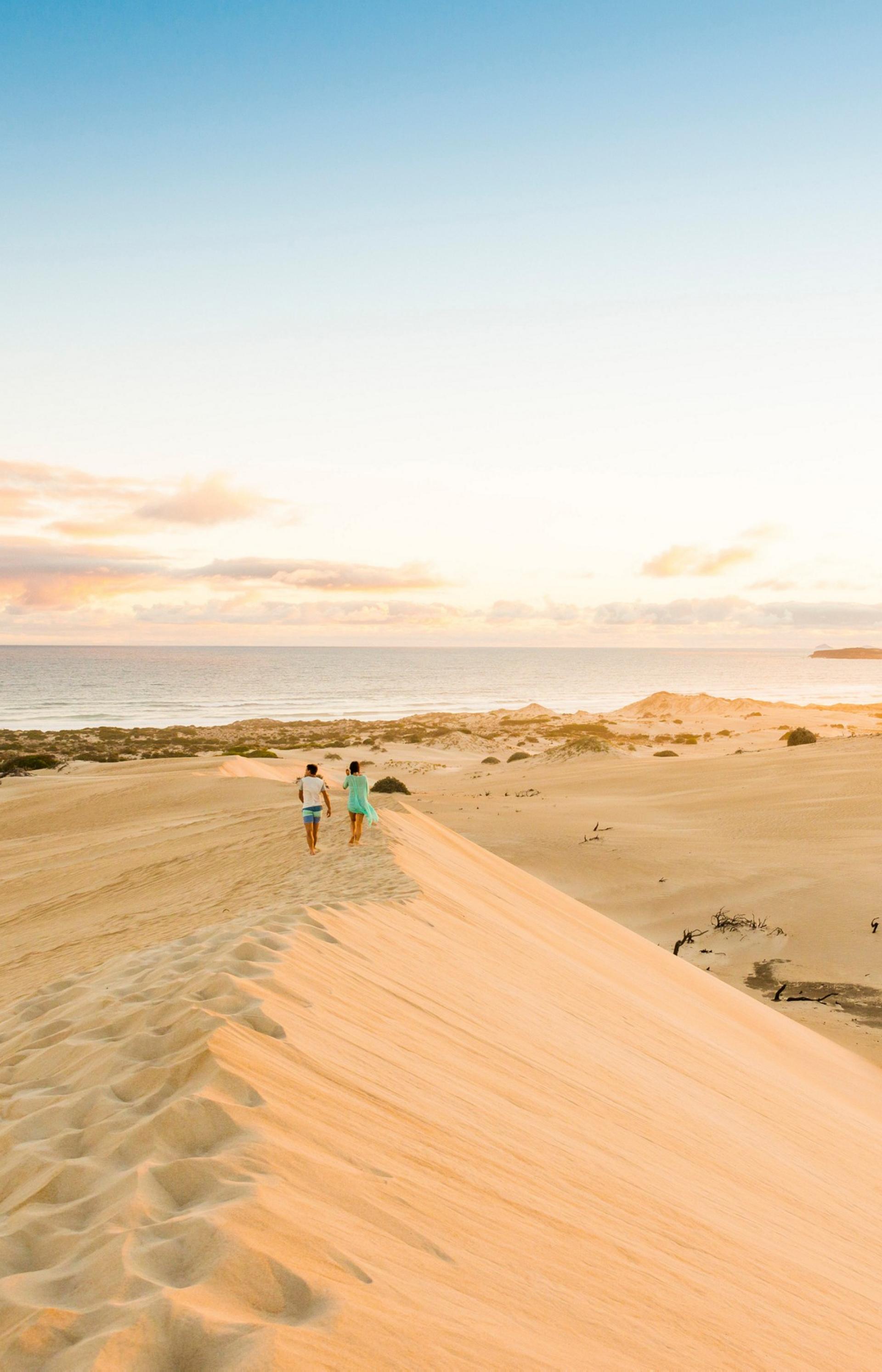 Gunyah Beach Sand Dunes, Eyre Peninsula, South Australia © South Australian Tourism Commission