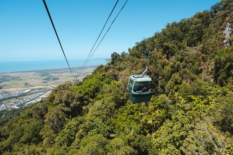 Cairns Skyrail, Cairns, Queensland © Tourism Australia