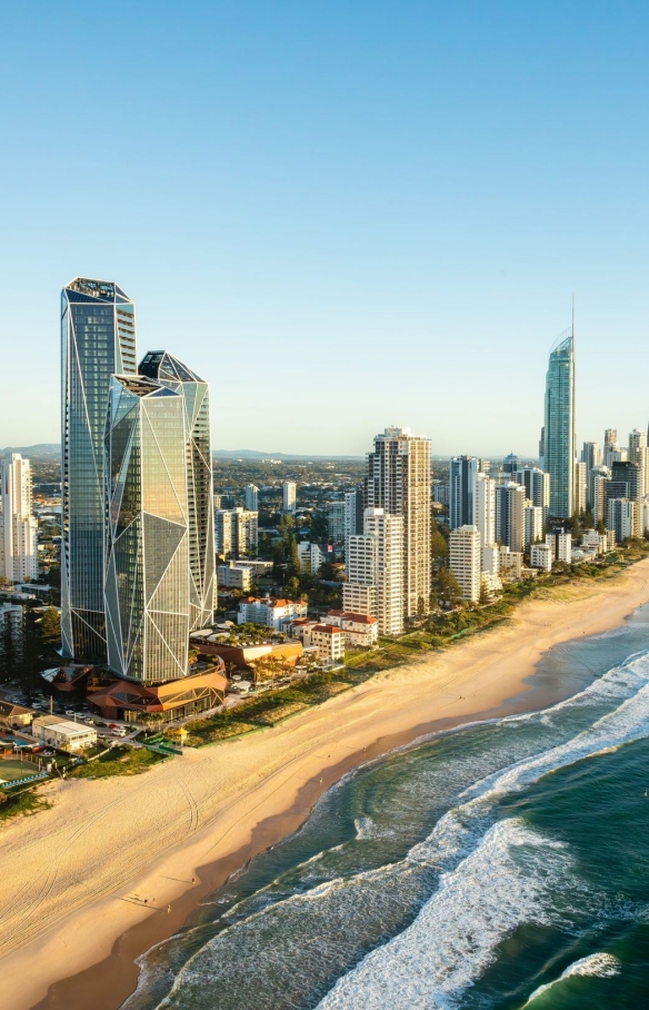 Surfers Paradise, Gold Coast, Queensland © Tourism Australia