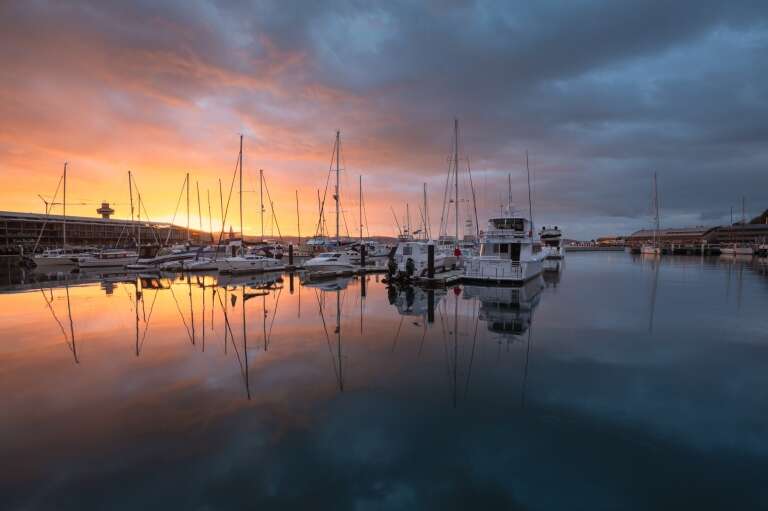 Sunset over Constitution Dock, Hobart, Tasmania © Tourism Australia