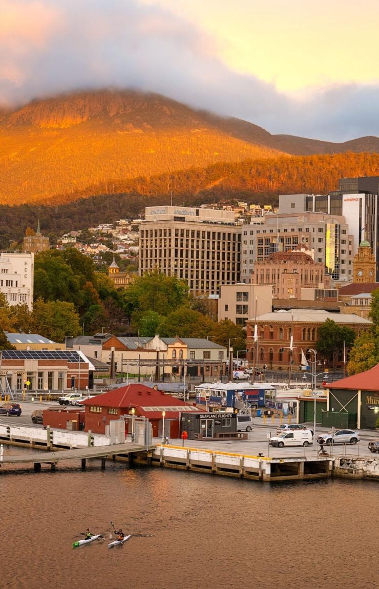 Hobart City, Hobart, Tasmania © Tourism Australia