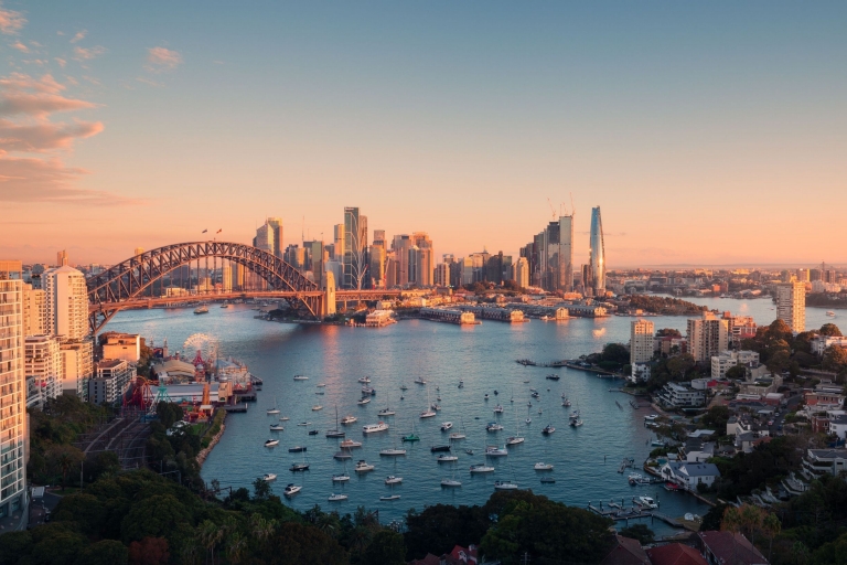 Sunset over Sydney Harbour, Sydney, New South Wales © Tourism Australia