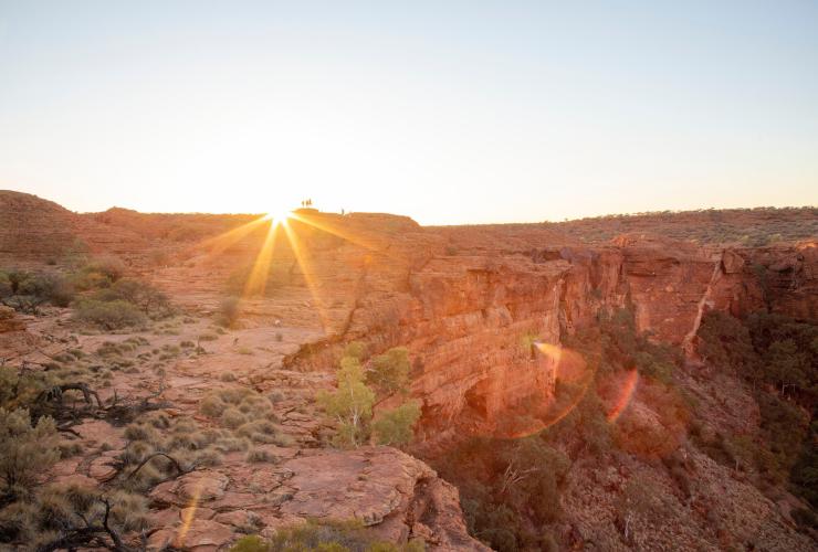 Kings Canyon Rim Walk, Kings Canyon National Park, Northern Territory © Tourism Australia