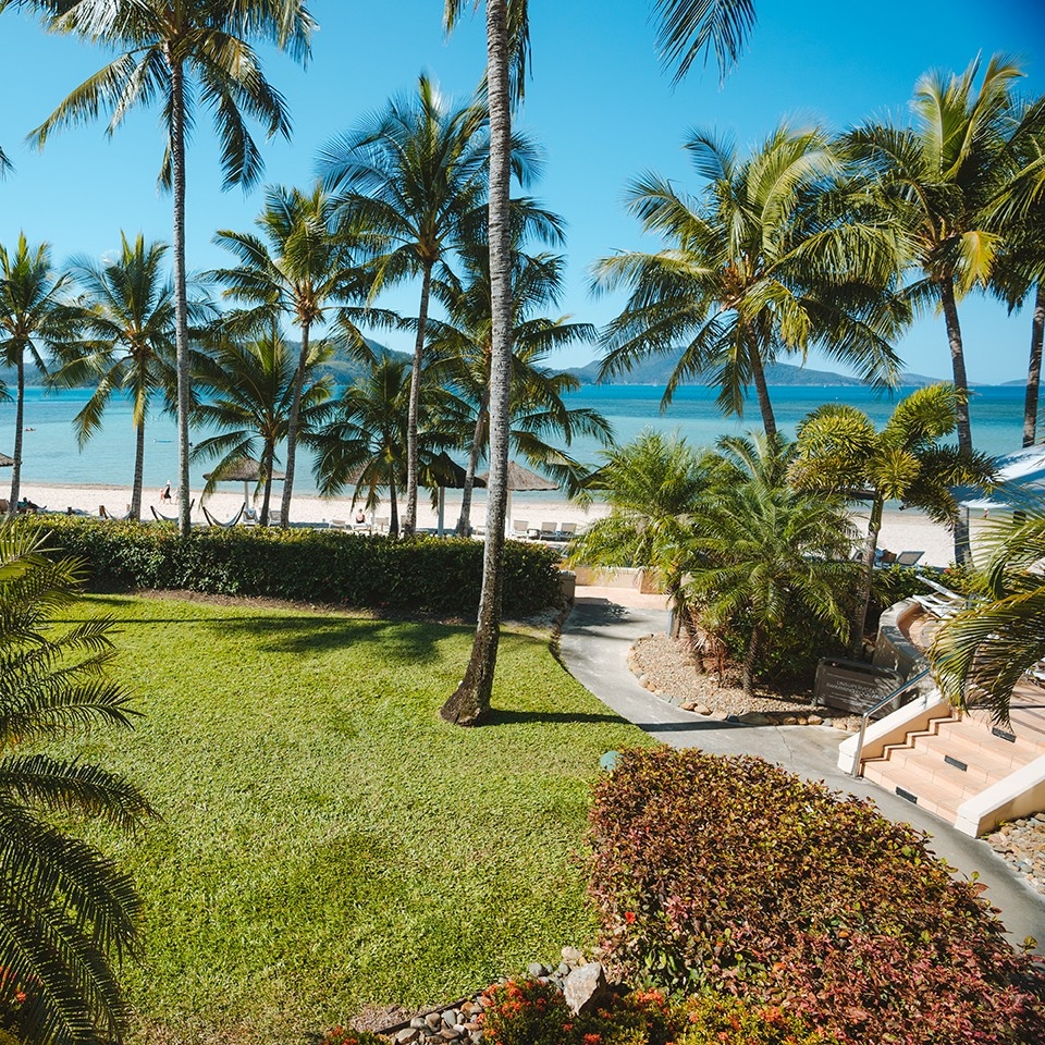 Beach Club Hamilton Island, Hamilton Island, Whitsundays, Queensland © Tourism Australia 