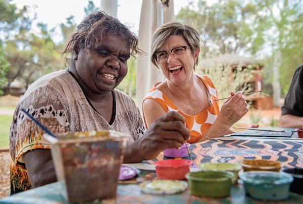 Dot painting workshop, Voyages Ayers Rock Resort, Red Centre, Northern Territory © Voyages Ayers Rock Resort, Shaana McNaught
