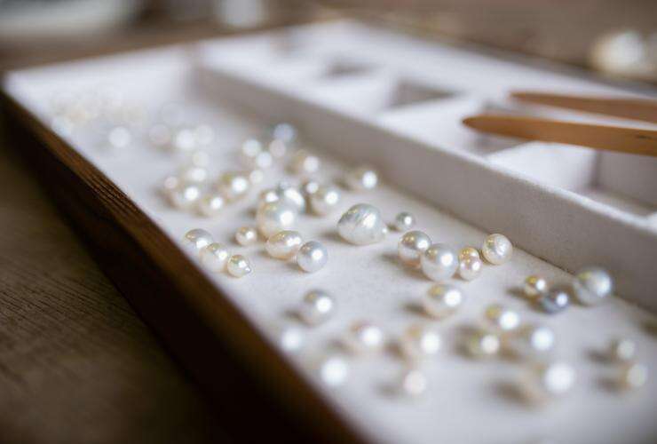 Sustainably grown pearls, Broome, Western Australia © Cygnet Bay Pearl Farm