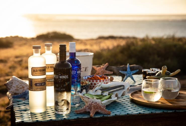 Artisan Gin Bar by Sal Salis Ningaloo Reef, Western Australia © Sal Salis Ningaloo Reef