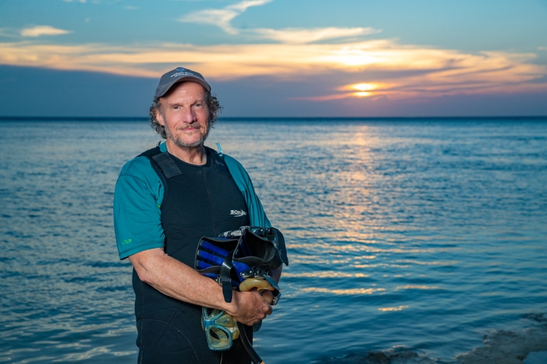 Peter Harrison at sunset on Heron Island  © Josh Hamilton Photo