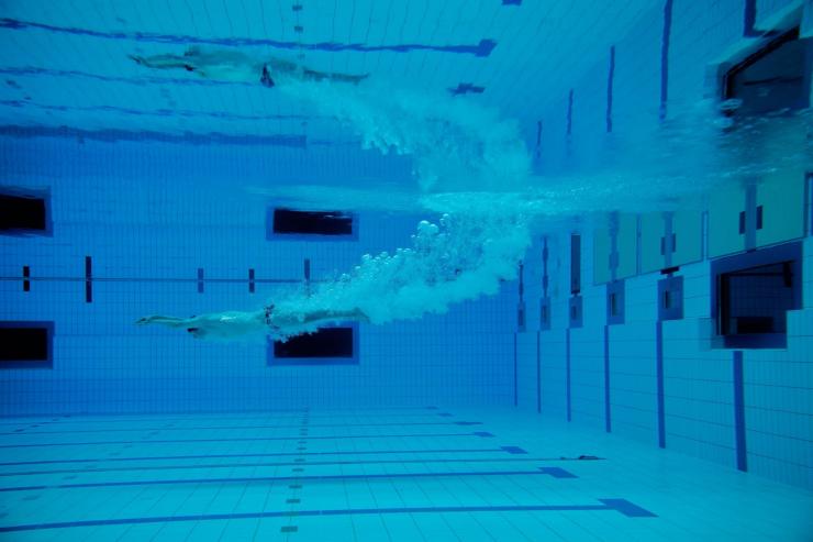 An Australian swimmer in the Olympic pool at the Australian Institute of Sport (AIS), Canberra, Australian Capital Territory © AIS and CAoA