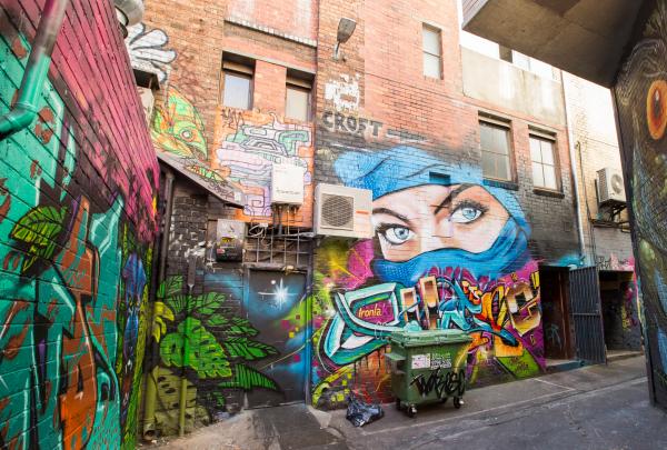 Laneway, Melbourne, Victoria © Tourism Australia