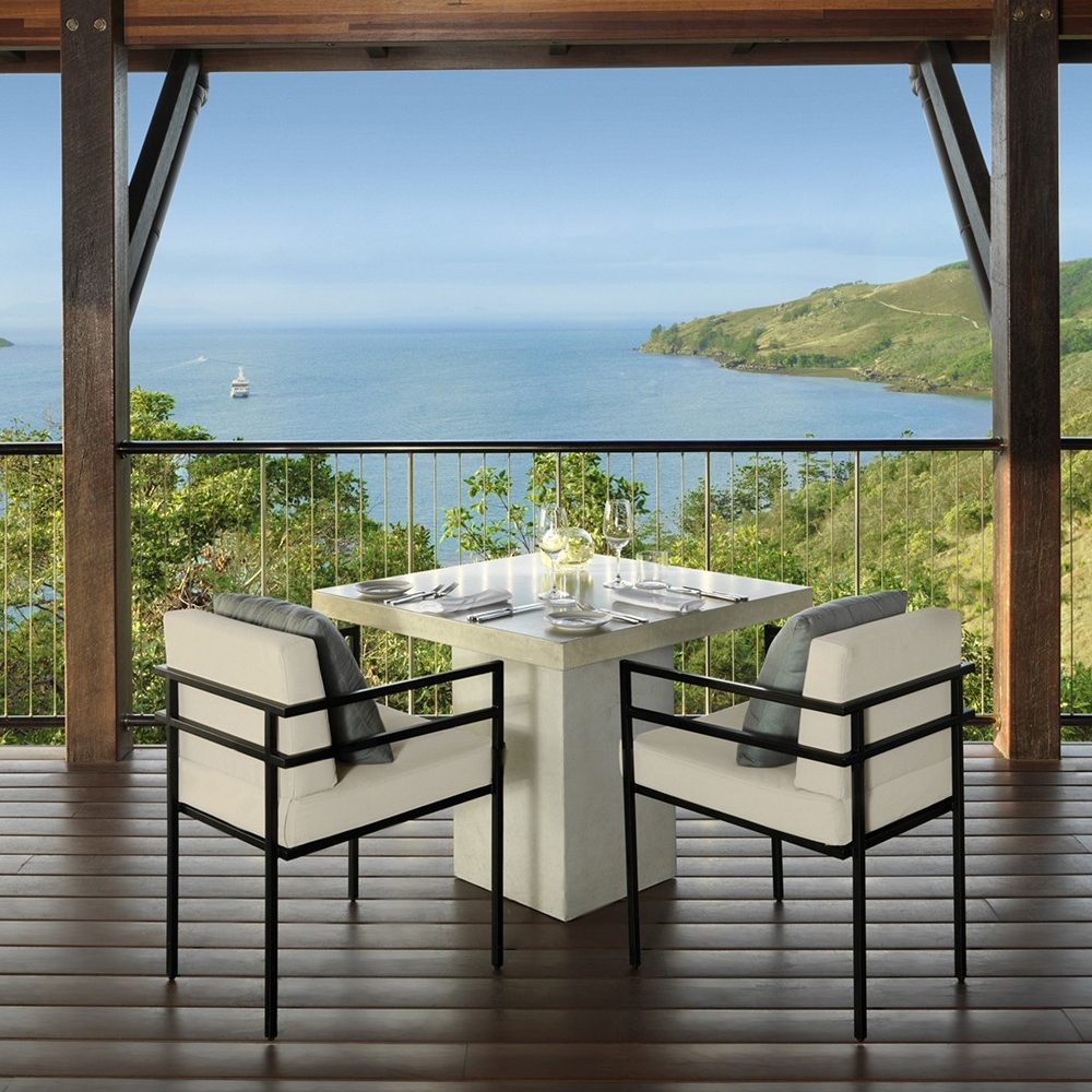 A table with a view at the Hamilton Island Golf Club, Whitsundays, Queensland © Hamilton Island Golf Club