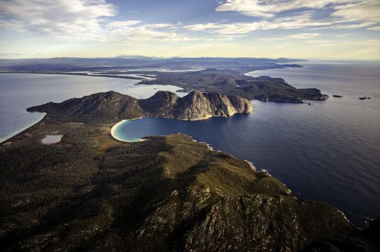 Wineglass Bay, Freycinet National Park, Tasmania © Tourism Tasmania
