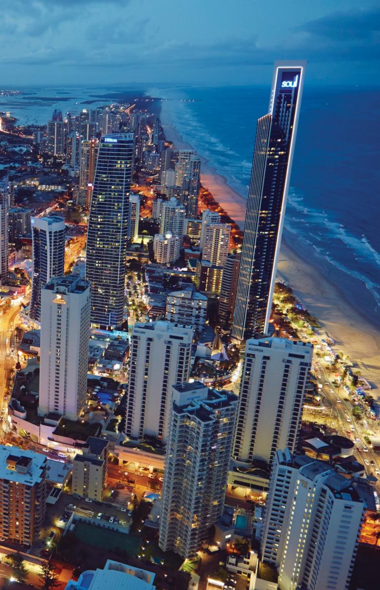  Q1 SkyPoint Climb, Gold Coast, QLD © Tourism Australia