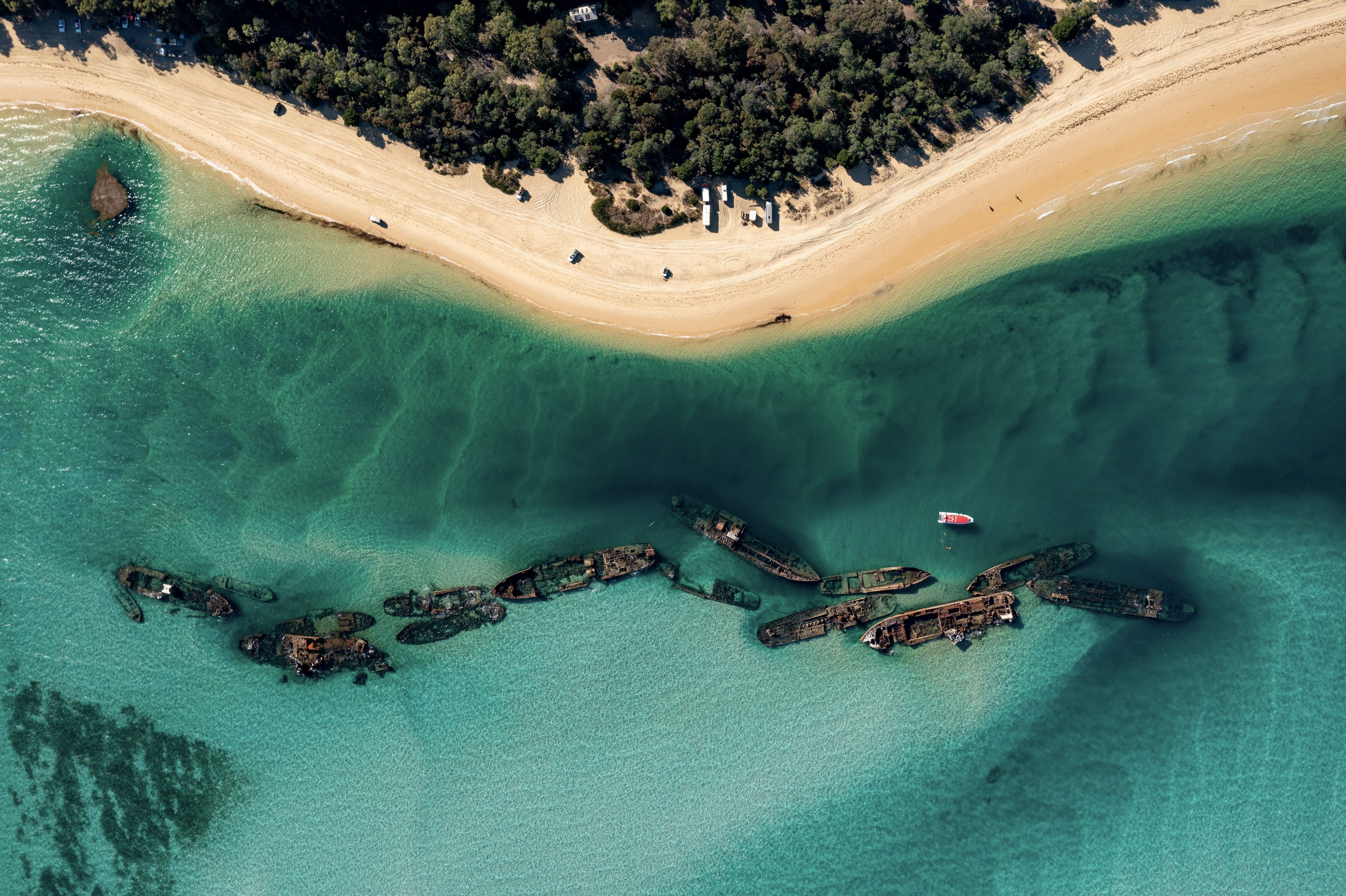 Aerial view of Tanaglooma, Brisbane, Queensland © Tourism Australia, Tourism and Events Queensland