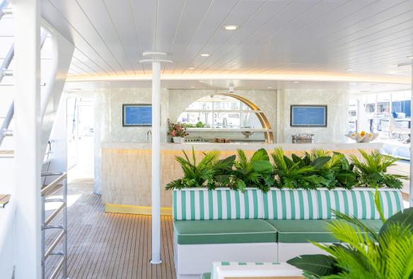 The lounge and bar area on board Spirit of Mulgumpin, Queensland © See Morton