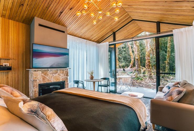 Forest outlook from the luxe cabin at Cradle Mountain, Tasmania © Discovery Resorts – Cradle Mountain
