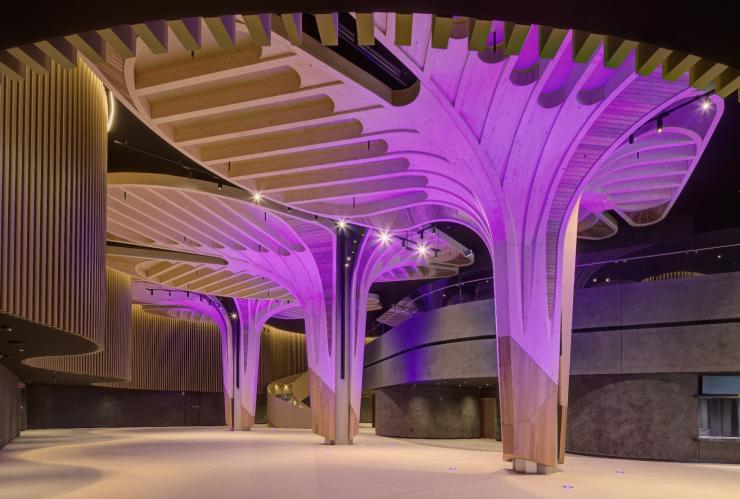 The entrance to The Cutaway with purple lit aesthetics© ICC Sydney