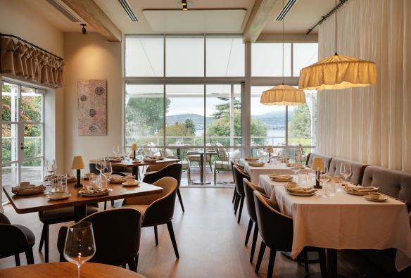 The Bird in Hand restaurant, Royal Botanical Garden, Hobart © Adam Gibson