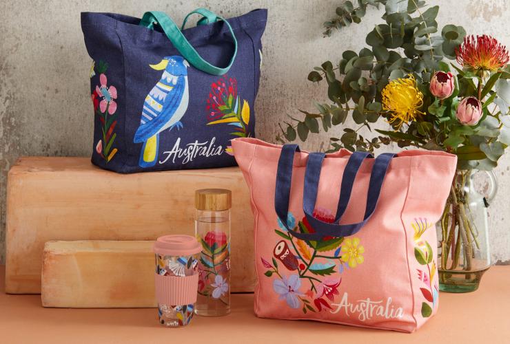 Tote bags illustrated by artists at The Illustration Room for event memorabilia. © Andrea Smith 